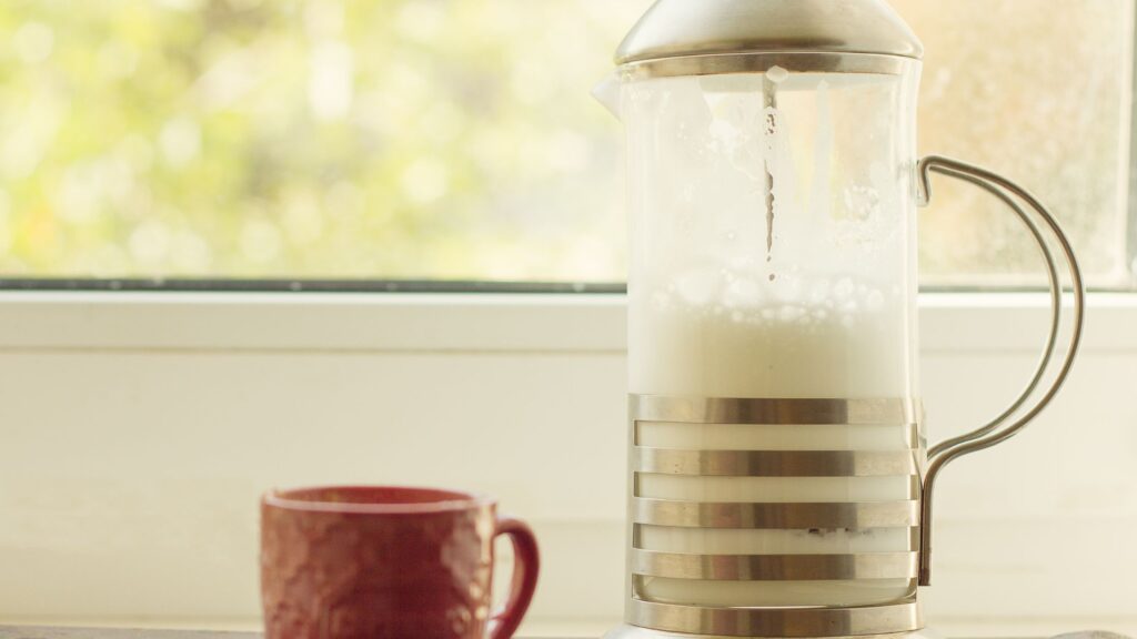 best ways to froth milk using french press