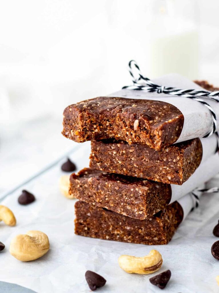 Healthy vegetarian snacks recipes: Chocolate larbar recipes